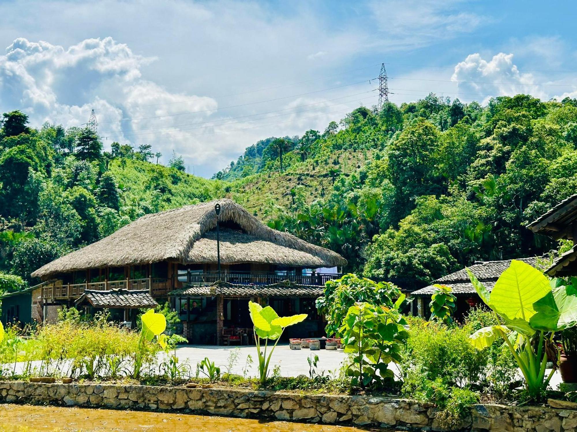 Ban Bang Ecolodge Tours & Motorbike Rental Ha Giang Esterno foto