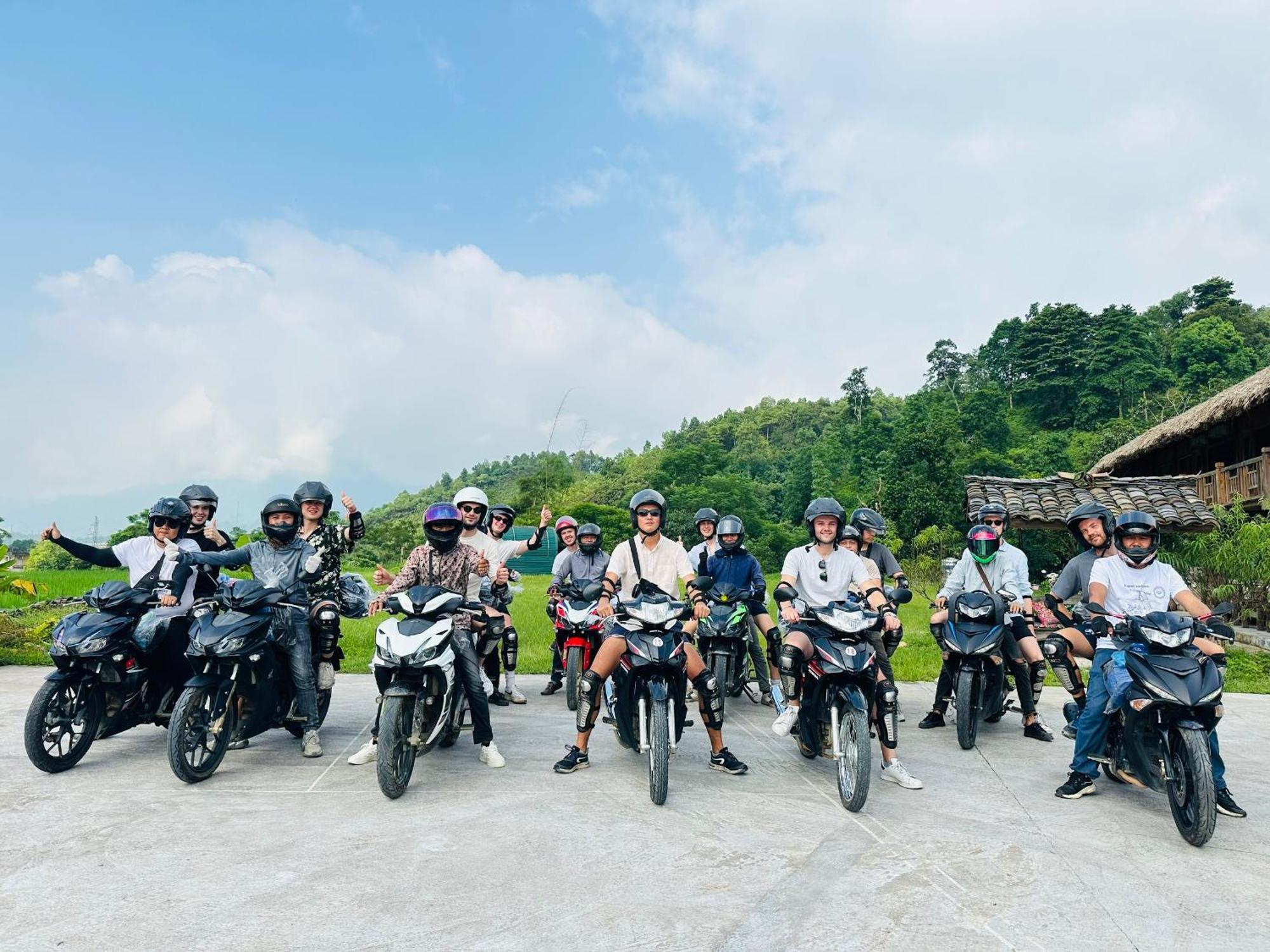 Ban Bang Ecolodge Tours & Motorbike Rental Ha Giang Esterno foto